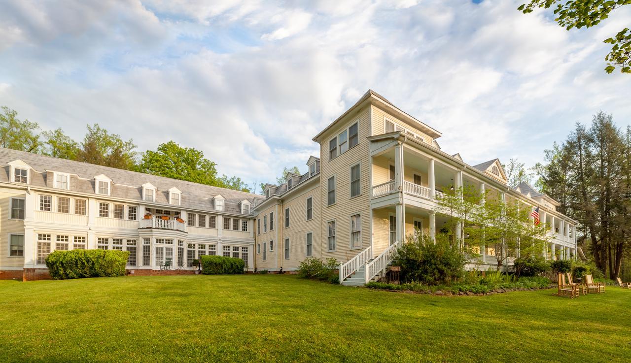 Grand Old Lady Hotel Waynesville Exterior photo