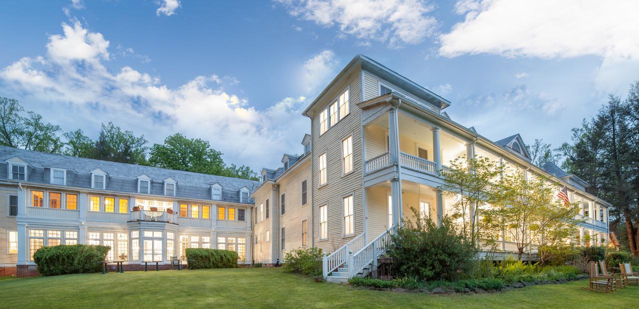 Grand Old Lady Hotel Waynesville Exterior photo